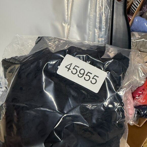 Unbranded Swim Skirt Women L Large Black Geometric Crochet Pull On Swimwear - Picture 7 of 7